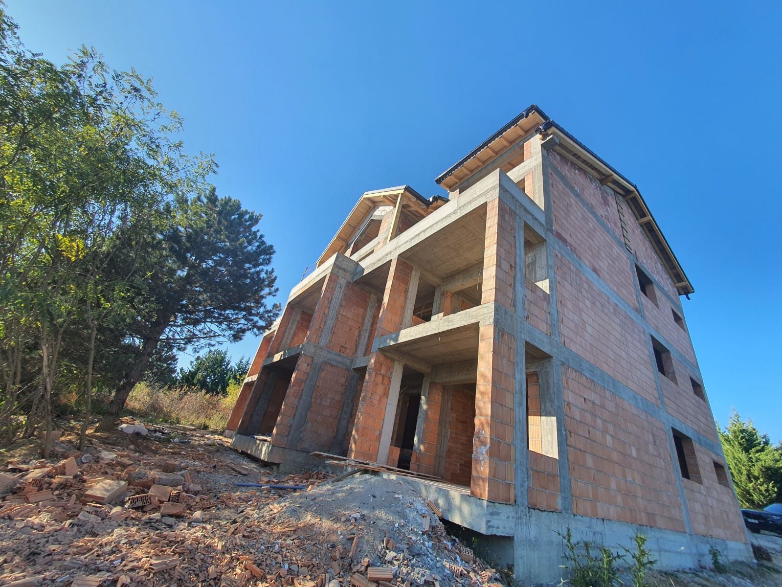 WhatsApp Image 2025-04-08 at 09.40.02_b015b27b